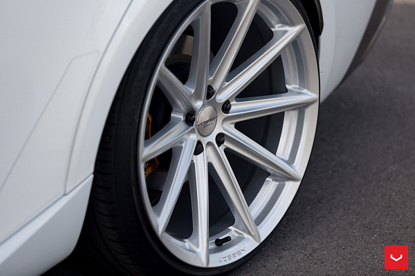 Фото дисков Vossen VFS-10 Серебро на Lexus IS II