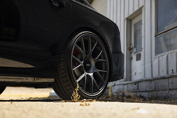 Фото дисков Rotiform TUF Сатиновый темный лак на Audi A/RS 6 (C7)