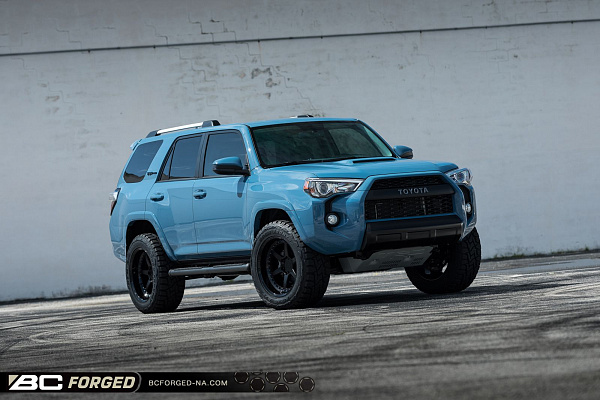 Фото дисков BC Forged LE61 // MLE61 Черный матовый на Toyota 4Runner V