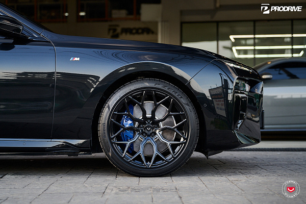 Фото дисков Vossen S17-01 Черный глянец на BMW 7 (G11/G12)
