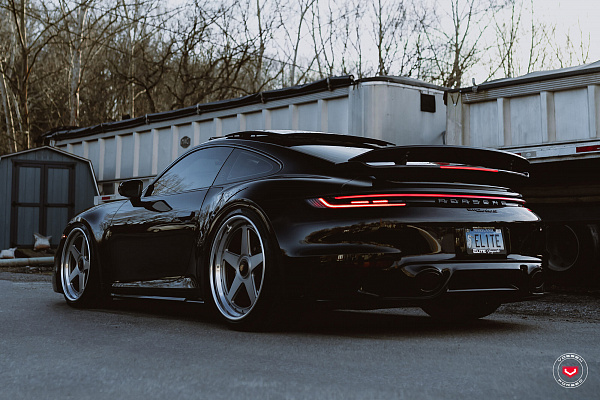 Фото дисков Vossen GEN-01 (3-Piece) Сатиновый тонированный лак на Porsche 911 VIII