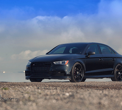 Фото дисков HRE FF01 на Audi A/S/RS 3 (8V)