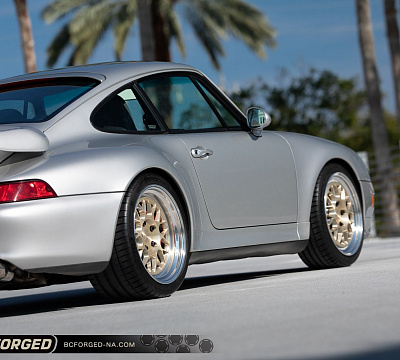 Фото дисков BC Forged MHE28 на Porsche 911 IV