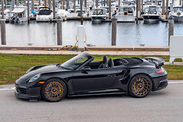 Фото дисков Strasse Wheels SV15FF Deep Concave FS Сатиновая бронза на Porsche 911 VII
