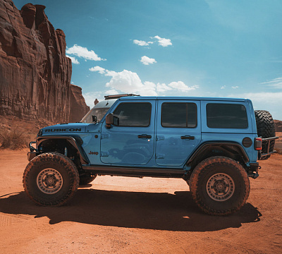 Фото дисков Black Rhino ARMORY на Jeep Wrangler IV (JL)