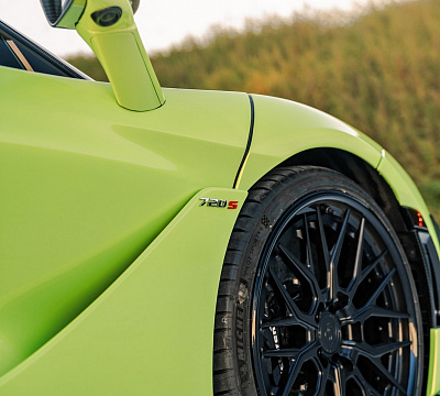 Фото дисков Strasse Wheels SV10M Deep Concave FS на McLaren 720S