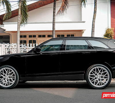 Фото дисков Vossen UV-1 на Land Rover Range Rover Velar