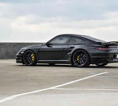 Фото дисков Vossen HF-3 на Porsche 911 VI