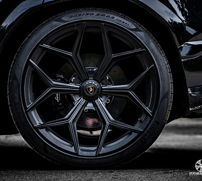 Фото дисков NOVITEC NL4 на Lamborghini Urus
