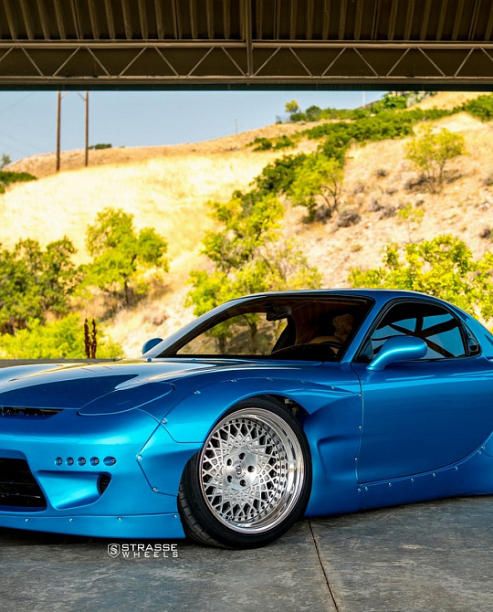 Фото дисков SC20 Retro Глянцевый лак на Mazda RX-7 III