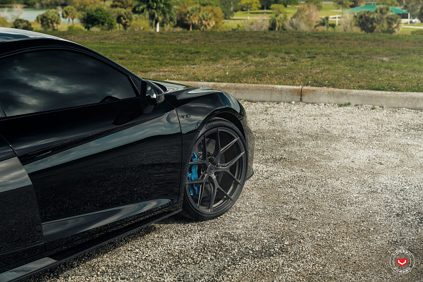 Фото дисков Vossen S21-01 Сатиновый темный лак на Audi R8 (4S)