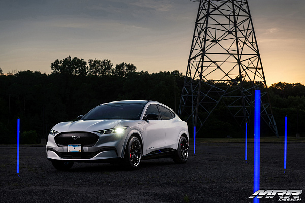 Фото дисков MRR FS06 Черный глянец на Ford Mustang Mach-E