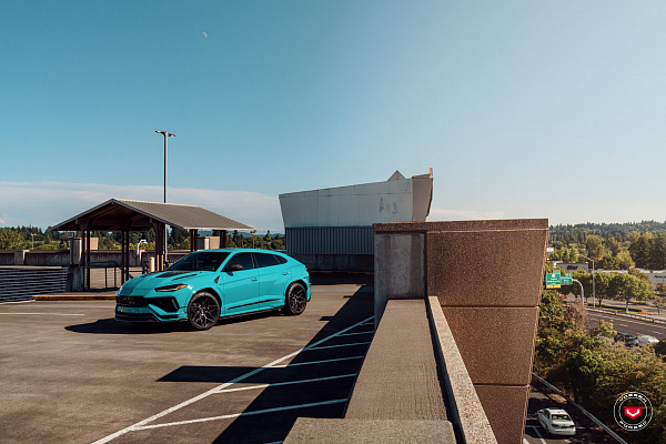 Фото дисков Vossen S21-08 Глянцевый тонированный лак на Lamborghini Urus