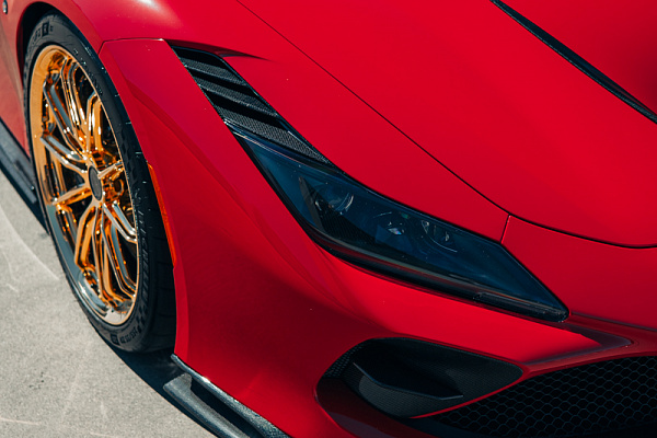 Фото дисков Brixton Forged R11-RS Глянцевое золото на Ferrari F8