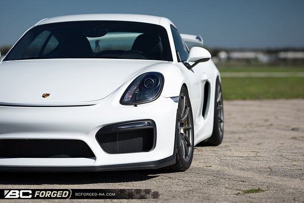 Фото дисков BC Forged RZ10 Матовый графит на Porsche Cayman II