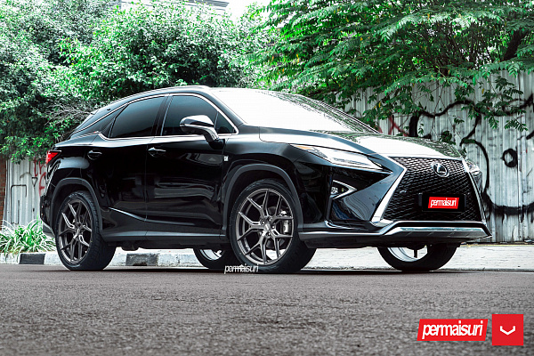 Фото дисков Vossen HF-5 Сатиновый графит на Lexus RX IV