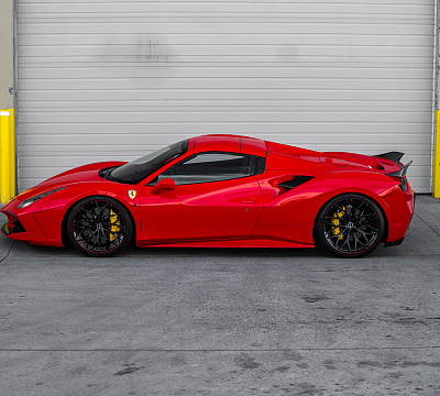 Фото дисков Brixton Forged CM6-R на Ferrari 488