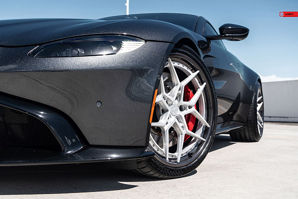 Фото дисков Anrky S3-X4 Сатиновый лак на Aston Martin Vantage 4