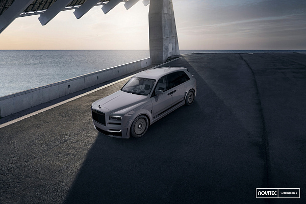 Фото дисков NOVITEC SP3 Черный глянец на Rolls-Royce Cullinan