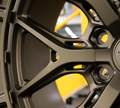 Vossen HFX-1 (6-Lug)