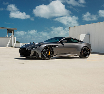 Фото дисков Anrky AN33 на Aston Martin DBS 3