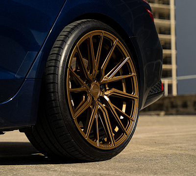 Фото дисков Vossen HF-4T на Genesis G70