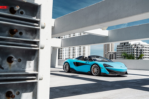 Фото дисков Anrky AN10 Полированный лак на McLaren 600