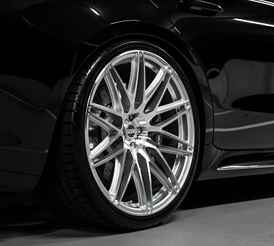 Фото дисков Radi8 R80M1 на Mercedes-Benz S-Class (W223)