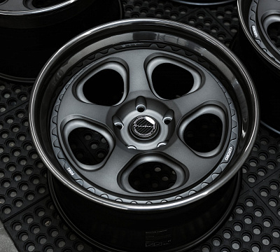 Brixton Forged TR06