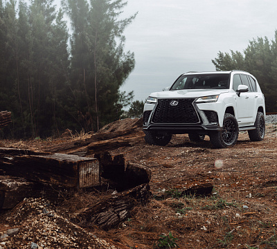 Фото дисков Vossen HFX-1 (6-Lug) на Lexus LX IV
