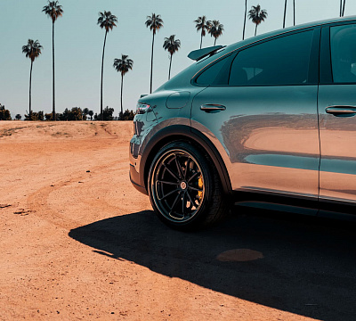 Фото дисков Brixton Forged R11-RS на Porsche Cayenne III