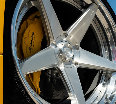 Фото дисков Anrky RS5.3 на Lamborghini Urus