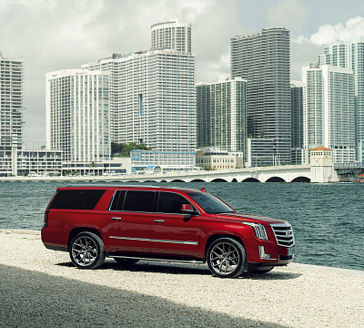 Фото дисков Vossen HF6-4 на Cadillac Escalade IV