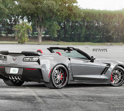 Фото дисков Strasse Wheels R10 Signature на Chevrolet Corvette C7