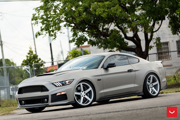 Фото дисков Vossen CV3 Серебро на Ford Mustang VI