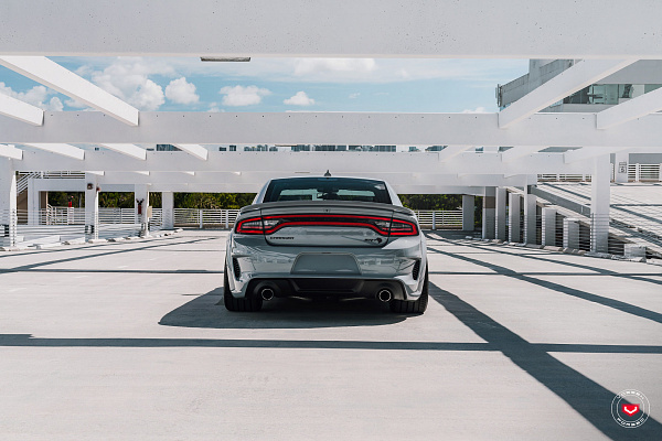 Фото дисков Vossen EVO-5R Глянцевый лак на Dodge Charger VII
