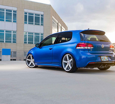 Фото дисков Vossen CV3 на Volkswagen Golf VII