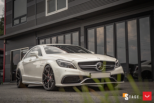 Фото дисков Vossen HF-5 Черный глянец на Mercedes-Benz CLS (C218)