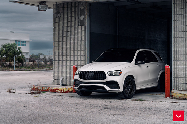 Фото дисков Vossen HFX-1 (5-Lug) Черный сатин на Mercedes-Benz GLE II