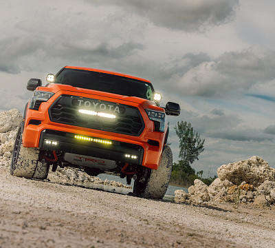 Фото дисков Vossen HFX-1 (6-Lug) на Toyota Sequoia III