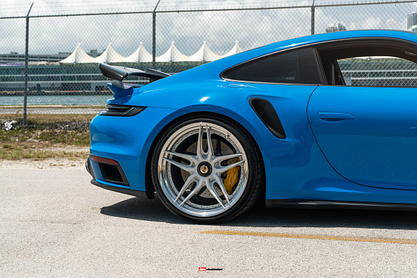 Фото дисков HRE S107SC Сатиновый лак на Porsche 911 VIII