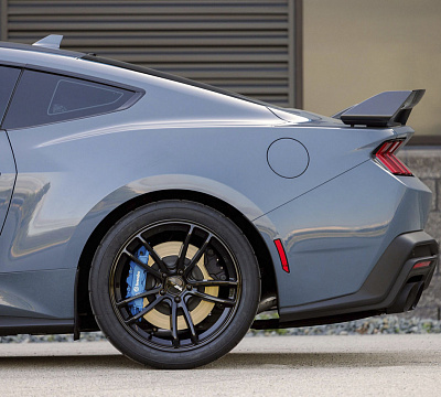 Фото дисков American Racing MACH FIVE на Ford Mustang VII