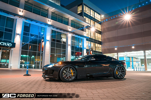 Фото дисков BC Forged HCA381 Глянцевый графит на Jaguar F-Type