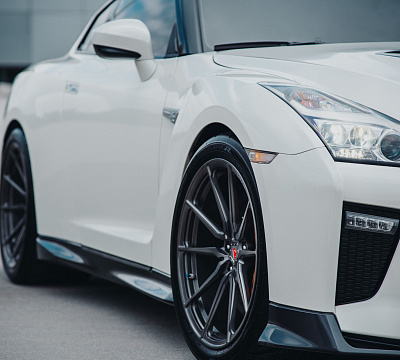 Фото дисков Vossen M-X2 на Nissan GT-R