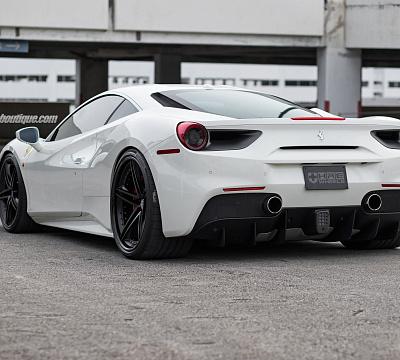 Фото дисков HRE S207 на Ferrari 488