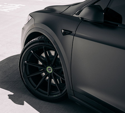 Фото дисков Brixton Forged R11-R на Tesla Model X
