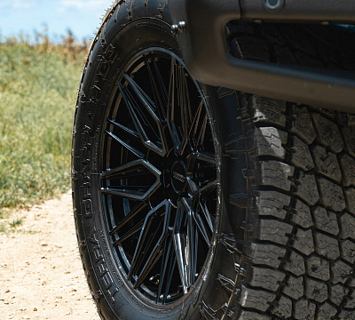 Фото дисков Vossen HF6-5 на Ford Bronco