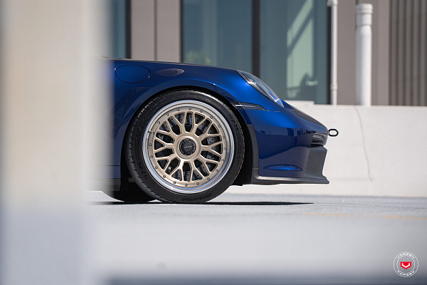Фото дисков Vossen GEN-03 (3-piece) Сатиновая шампань на Porsche 911 VIII