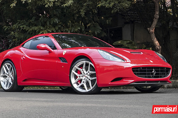 Фото дисков Vossen EVO-4R Глянцевый лак на Ferrari California