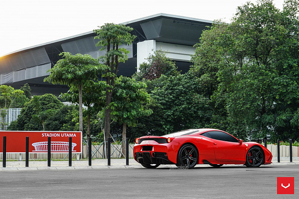 Фото дисков Vossen HF-1 Алмазная проточка на Ferrari 458